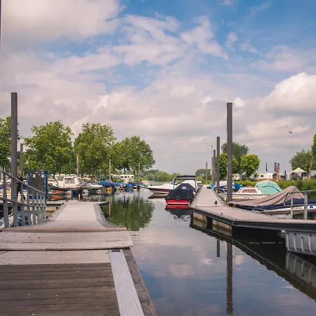 Holiday Home Marinapark Bad Nederrijn-3 *